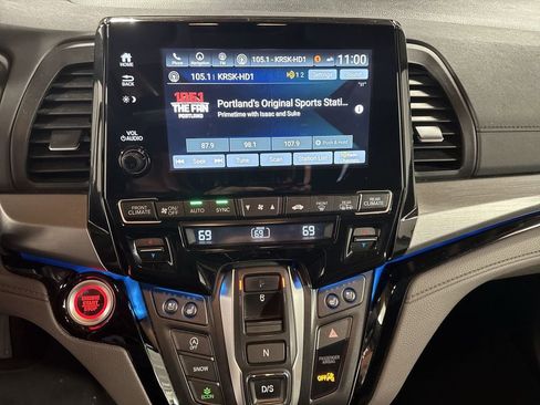 Used 2019 Honda Odyssey Elite image 24