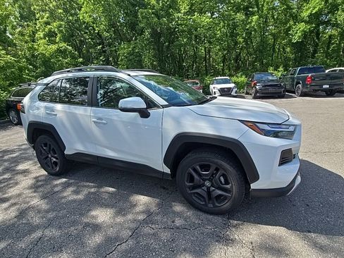 Used 2024 Toyota RAV4 Adventure AWD/4WD image 10