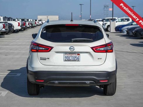 Used 2022 Nissan Rogue Sport SV w/ Technology Package FWD image 7