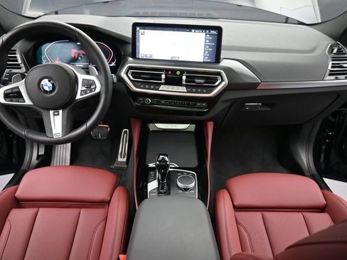 Used 2025 BMW X4 xDrive30i w/ Premium Package AWD/4WD image 13