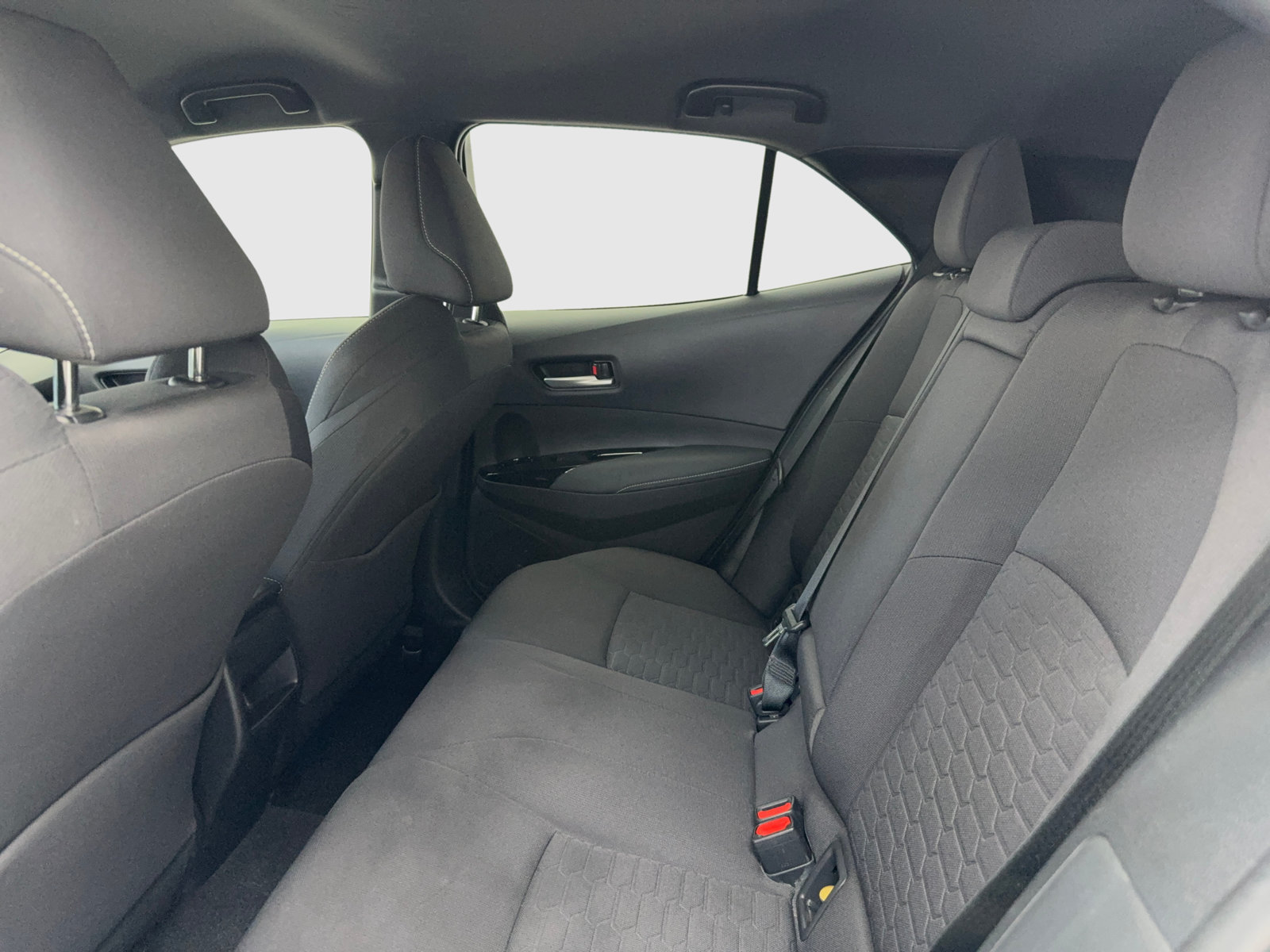 Used 2021 Toyota Corolla SE FWD image 37