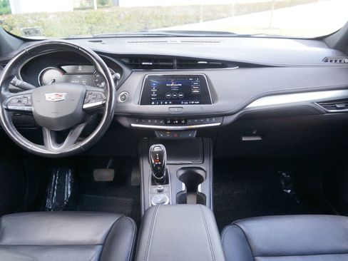 Used 2020 Cadillac XT4 Premium Luxury w/ Cold Weather Package image 29