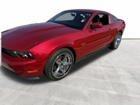 Used 2012 Ford Mustang GT Premium w/ Security Pkg RWD image 4