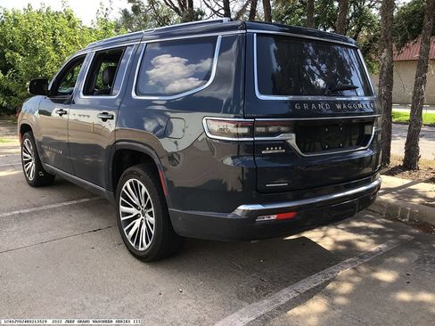 Used 2022 Jeep Grand Wagoneer Series III AWD/4WD image 6