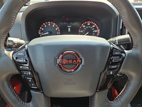 Used 2025 Nissan Frontier PRO-4X w/ Interior Protection Package AWD/4WD image 24