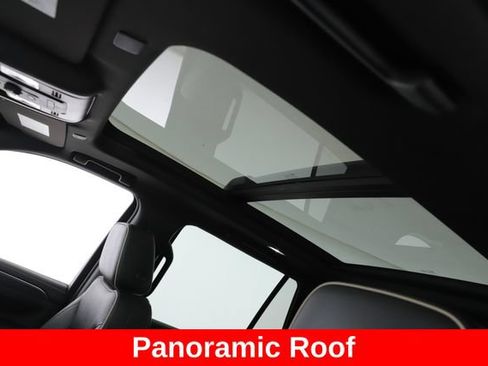 Used 2022 GMC Yukon SLT w/ Max Trailering Package AWD/4WD image 18