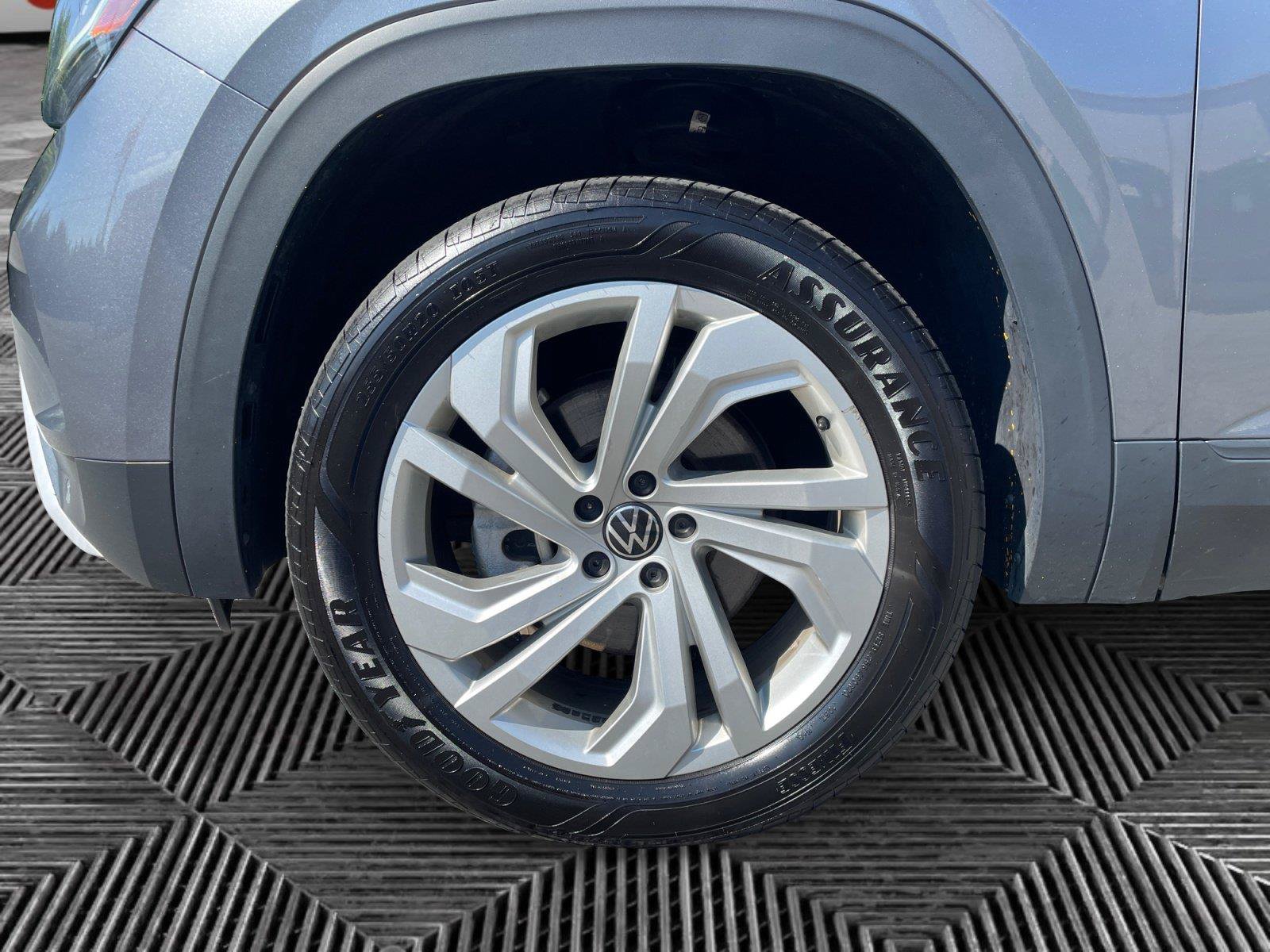 Used 2021 Volkswagen Atlas SE AWD/4WD image 14
