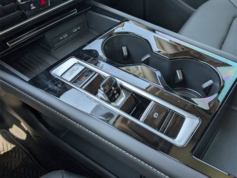 New 2025 Volkswagen Atlas SEL image 24