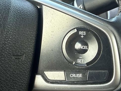 Used 2018 Honda Civic EX-L image 22