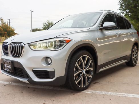 Used 2017 BMW X1 xDrive28i image 3
