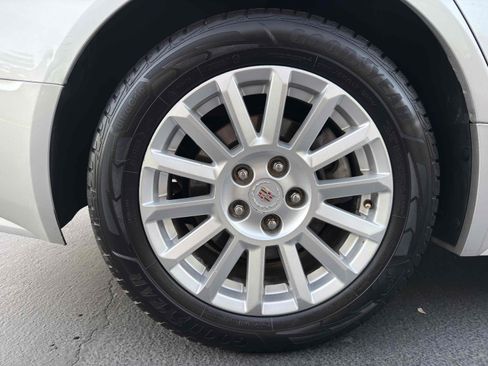 Used 2011 Cadillac CTS AWD Wagon image 19