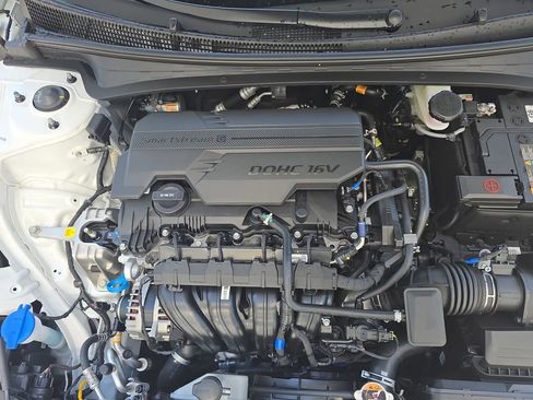 New 2026 Hyundai Elantra SEL Sport Premium FWD image 31