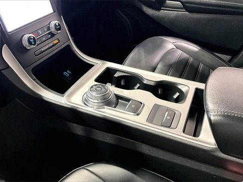 Used 2023 Ford Edge SEL image 18