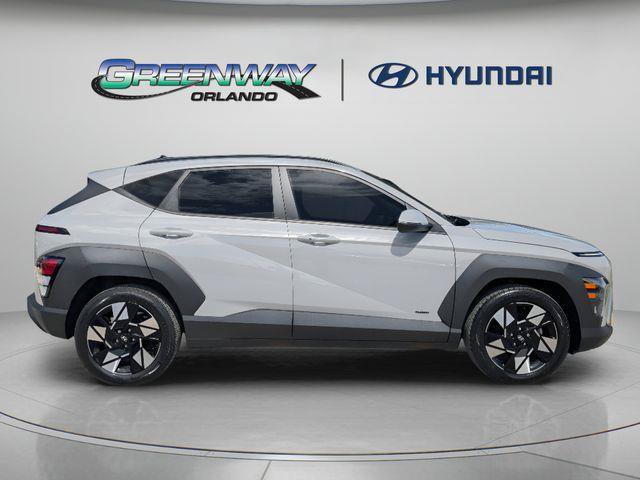Used 2024 Hyundai Kona SEL FWD image 9