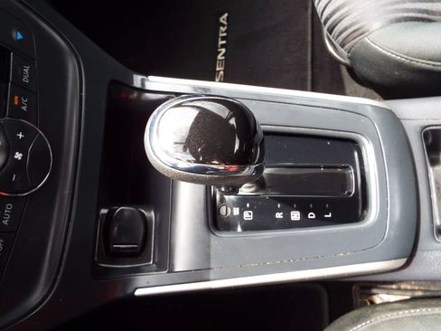 Used 2019 Nissan Sentra SV image 19