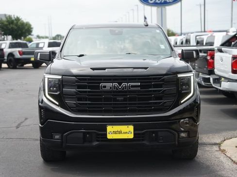 Used 2023 GMC Sierra 1500 Elevation w/ Elevation Premium Package AWD/4WD image 3