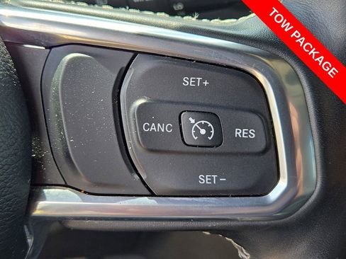 Used 2022 Jeep Wrangler Unlimited Sahara w/ Cold Weather Group AWD/4WD image 23