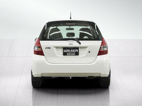 Used 2007 Honda Fit image 4