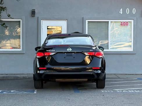 Used 2022 Nissan Sentra SV w/ Trunk Package FWD image 6