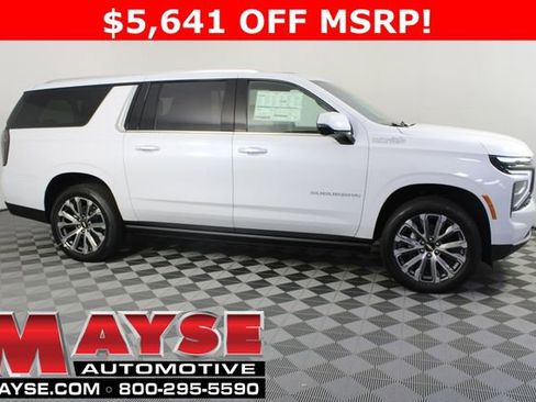 New 2026 Chevrolet Suburban High Country AWD/4WD image 1