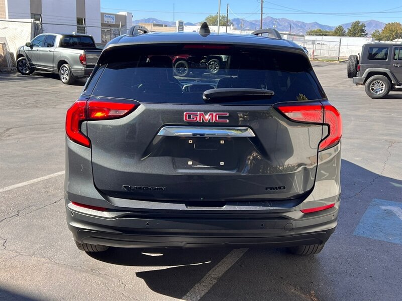 Used 2018 GMC Terrain SLE w/ Infotainment Package I AWD/4WD image 6