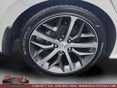 Used 2022 Honda Civic Touring image 10