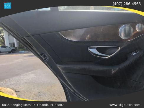 Used 2015 Mercedes-Benz C 300 4MATIC Sedan image 15