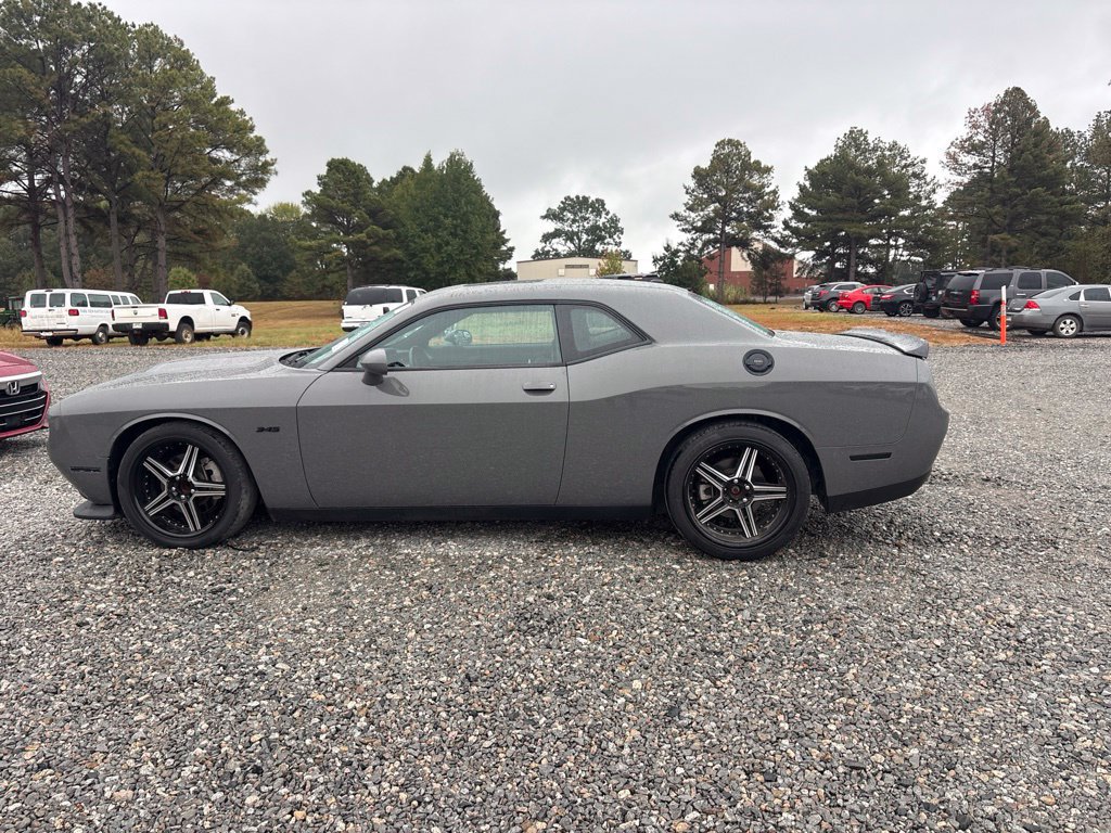 Used 2023 Dodge Challenger R/T w/ Blacktop Package RWD image 3