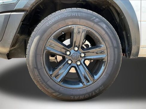 Used 2024 RAM 1500 Warlock AWD/4WD image 34