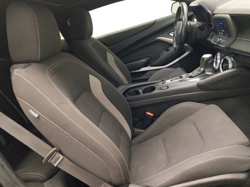 Used 2022 Chevrolet Camaro LT RWD image 21