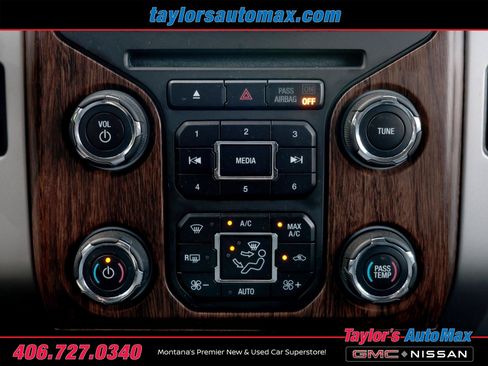 Used 2014 Ford F150 Lariat w/ Lariat Chrome Package AWD/4WD image 18