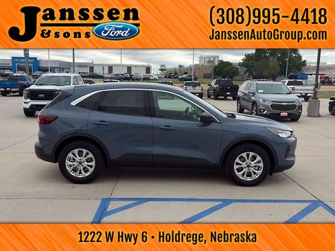 Used 2024 Ford Escape Active FWD image 5