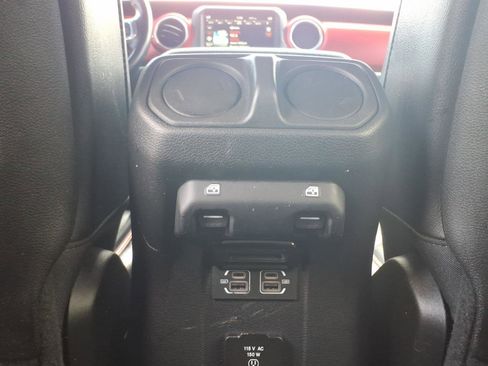 Certified 2022 Jeep Wrangler Unlimited Rubicon w/ LED Lighting Group AWD/4WD image 18