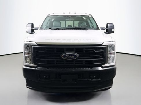 Used 2023 Ford F250 XL w/ XL Driver Assist Package image 2