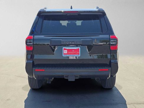 Certified 2026 Toyota 4Runner SR5 AWD/4WD image 4