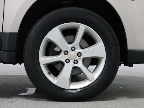 Used 2014 Subaru Outback 2.5i Premium AWD/4WD image 12