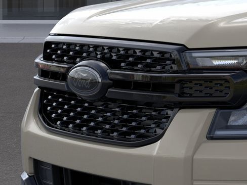 New 2026 Ford Ranger XLT w/ Black Appearance Package RWD image 25