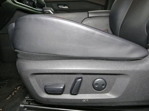 Used 2023 Nissan Rogue SV w/ SV Premium B Package image 36