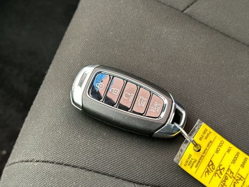 Used 2023 Hyundai Elantra SEL w/ Convenience Package FWD image 23