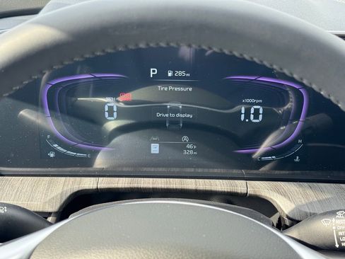 New 2025 Kia Telluride EX w/ EX Captain's Chair Package image 16