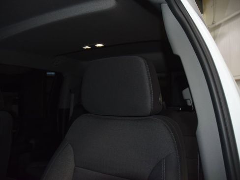 Used 2024 Chevrolet Silverado 2500 Custom w/ Custom Value Package AWD/4WD image 33