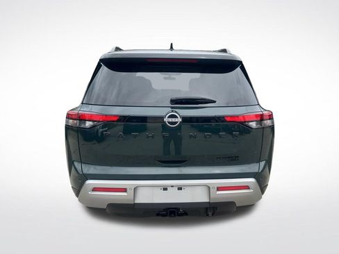 Certified 2024 Nissan Pathfinder Platinum w/ Black Appearance Package AWD/4WD image 46