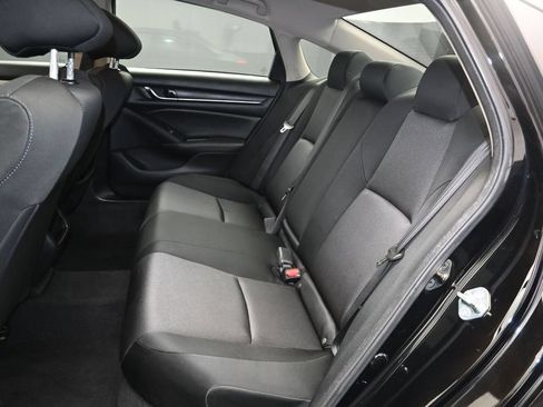 Used 2020 Honda Accord LX image 12