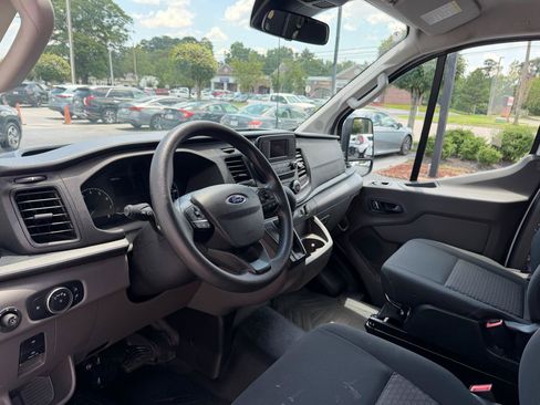 Used 2025 Ford Transit 250 Low Roof w/ Exterior Upgrade Package RWD image 10