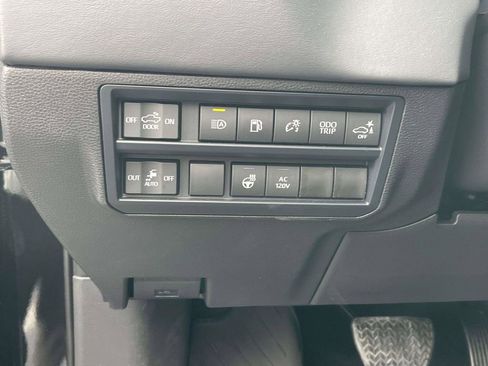 New 2026 Toyota Tundra Platinum AWD/4WD image 32