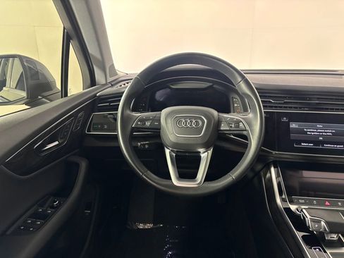 Used 2021 Audi Q7 3.0T Premium Plus w/ Premium Plus Package AWD/4WD image 13