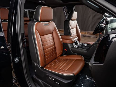 Used 2024 GMC Sierra 2500 Denali Ultimate w/ Max Trailering Package image 31