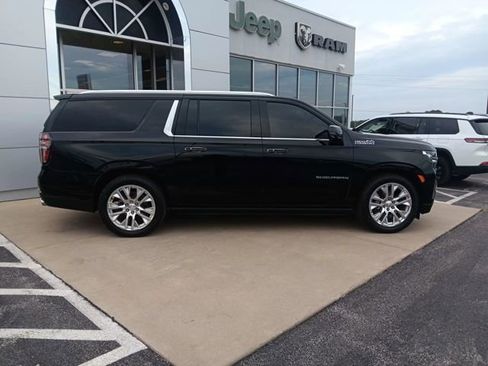 Used 2021 Chevrolet Suburban High Country image 7