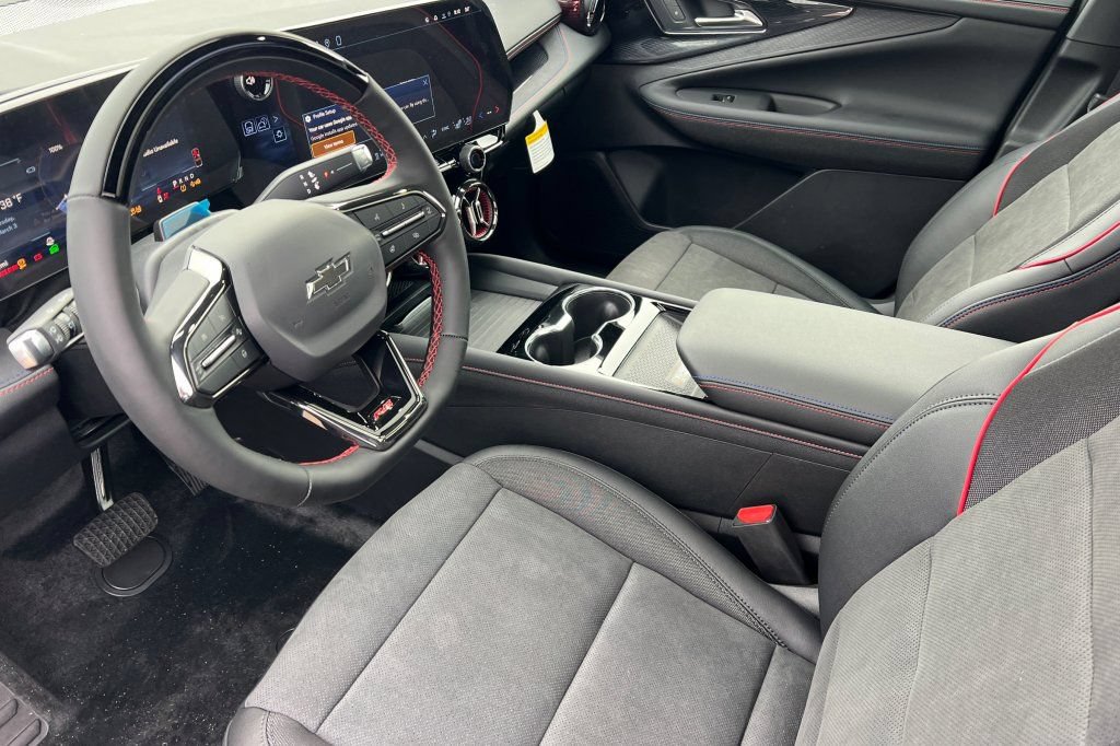 New 2026 Chevrolet Blazer EV RS AWD/4WD image 7