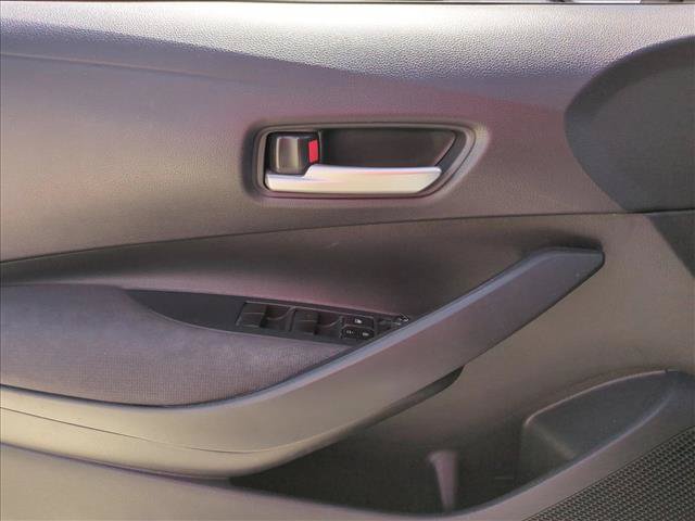 Used 2021 Toyota Corolla LE FWD image 11